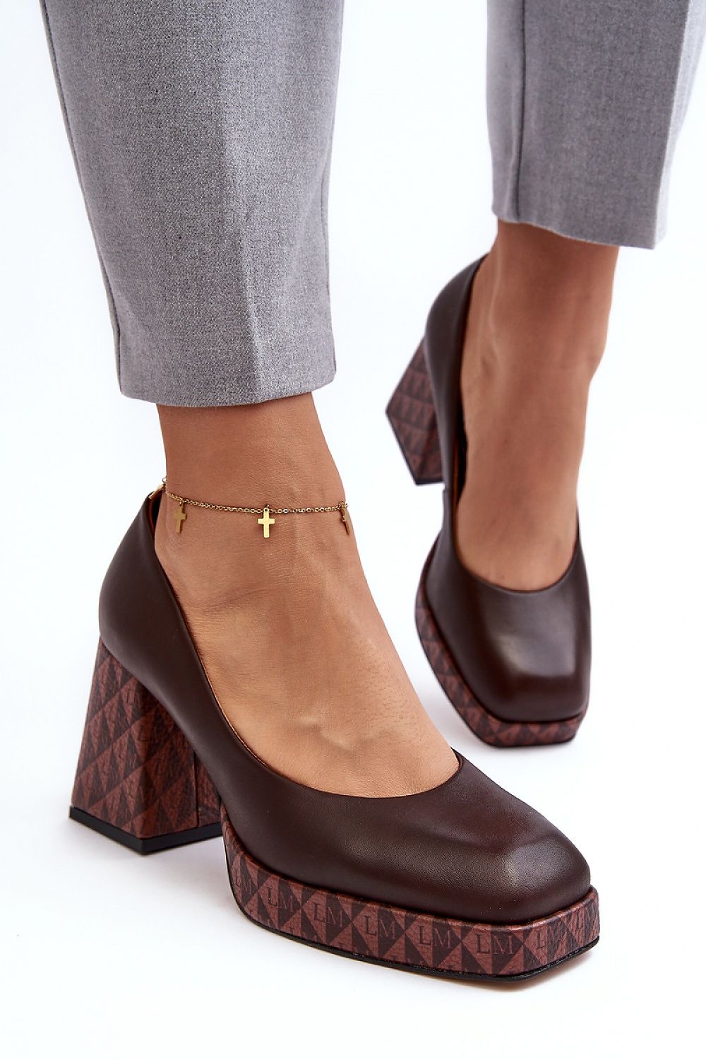 Escarpins talon large Step in style