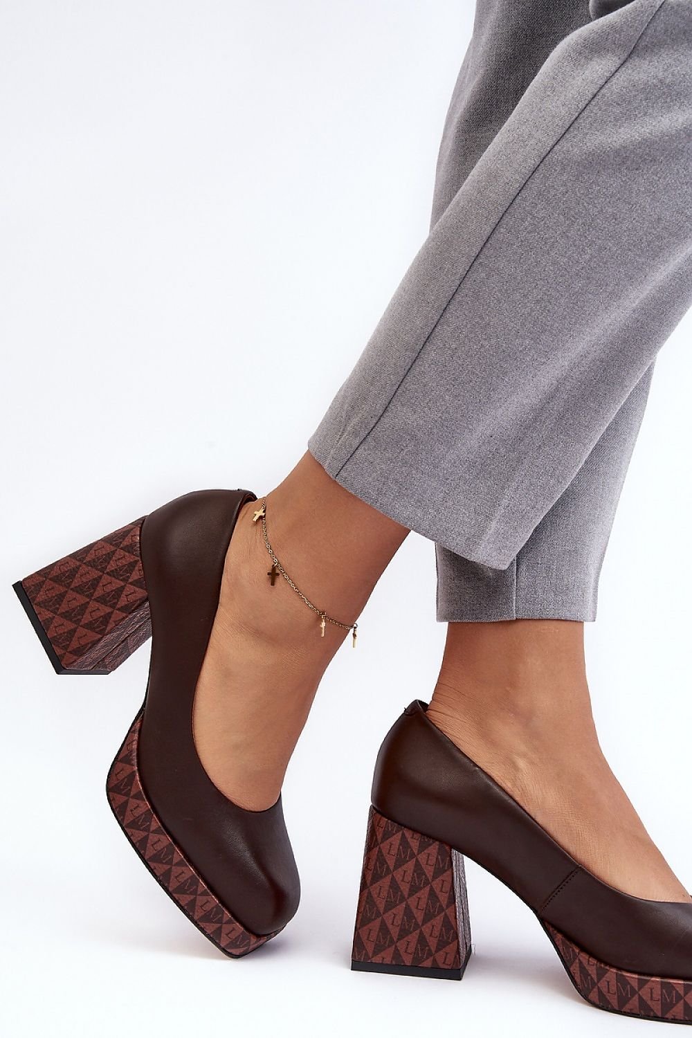 Escarpins talon large Step in style