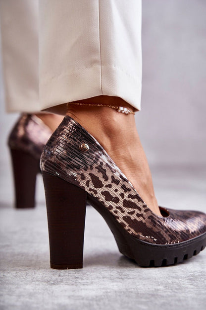 Escarpins talon large Step in style